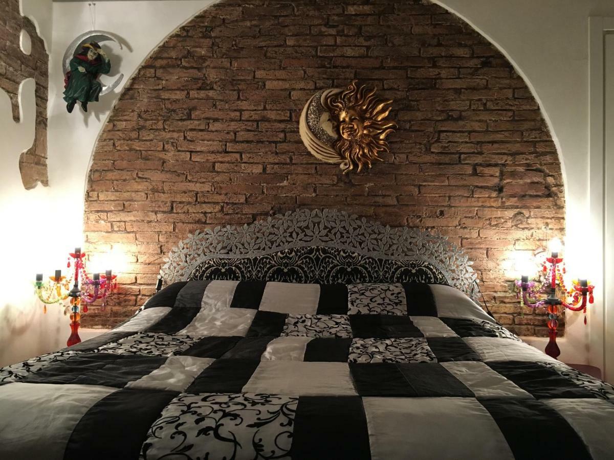 L'Ora Delle Streghe B&B Centralissimo Livorno Zewnętrze zdjęcie